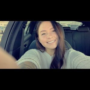 Meet your Posher, Madelyn